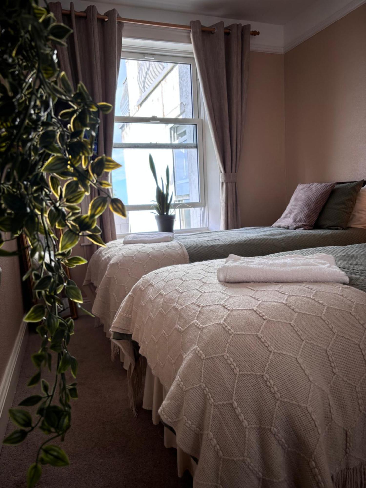 Bonjour Guest House Braye Esterno foto